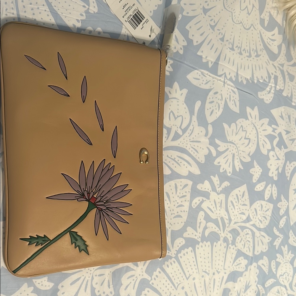 Floral Tan Clutch